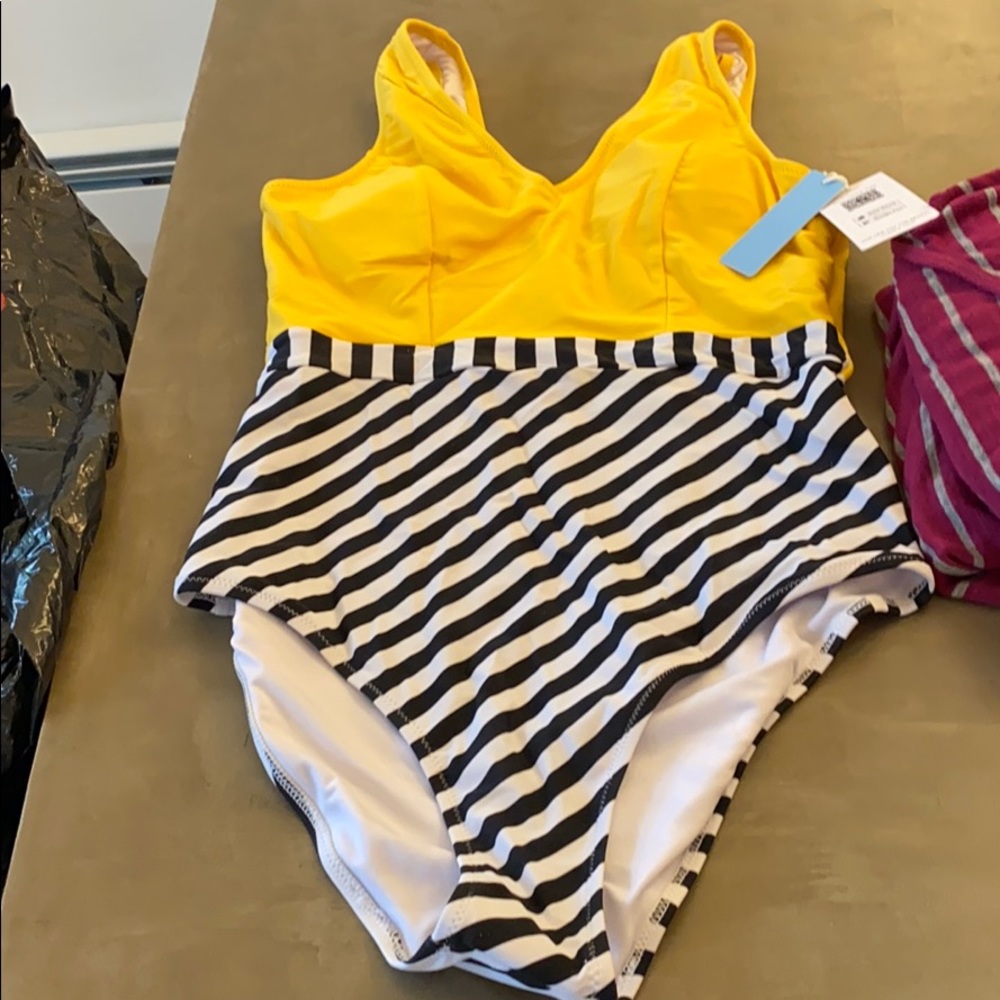 Cupshe one piece swim suit